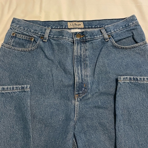 👖 LLBean Women’s Classic Fit Jeans. Straight Leg and 100% Cotton. Size 18 Reg. - Picture 8 of 14